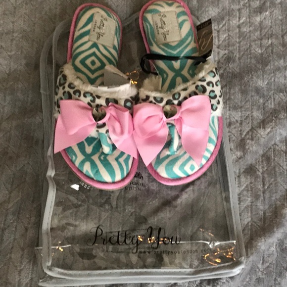 pretty you Shoes - Pretty you London boutique nwt